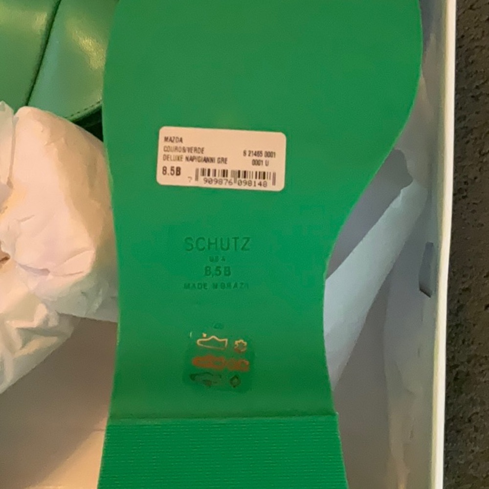 Green Nappa leather wedge with dust bag, buckled strap, heel 5.3 inches - Picture 3 of 6